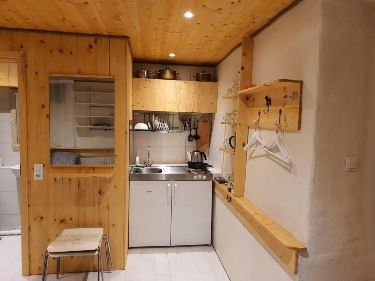 تالين City Center Basement Studio المظهر الخارجي الصورة