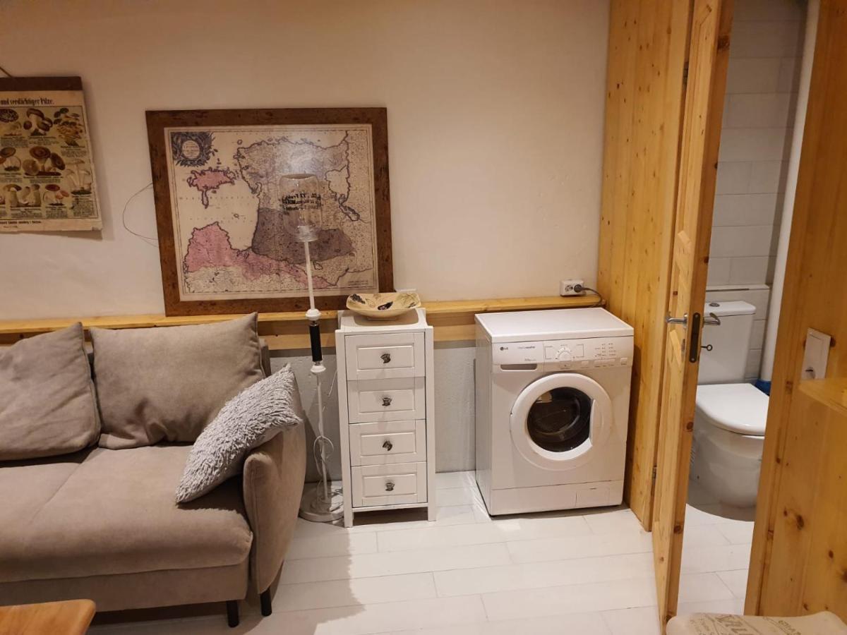 تالين City Center Basement Studio المظهر الخارجي الصورة